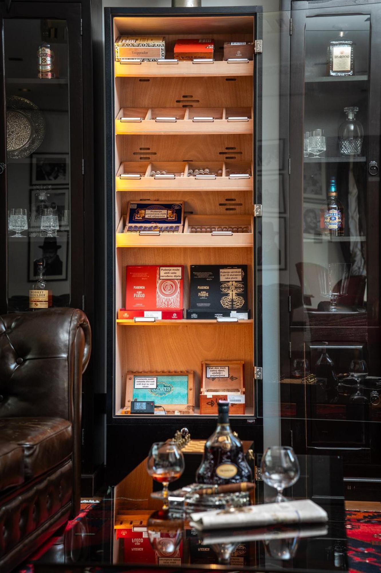 马尔蒙酒店-仅限成人 斯普利特 外观 照片